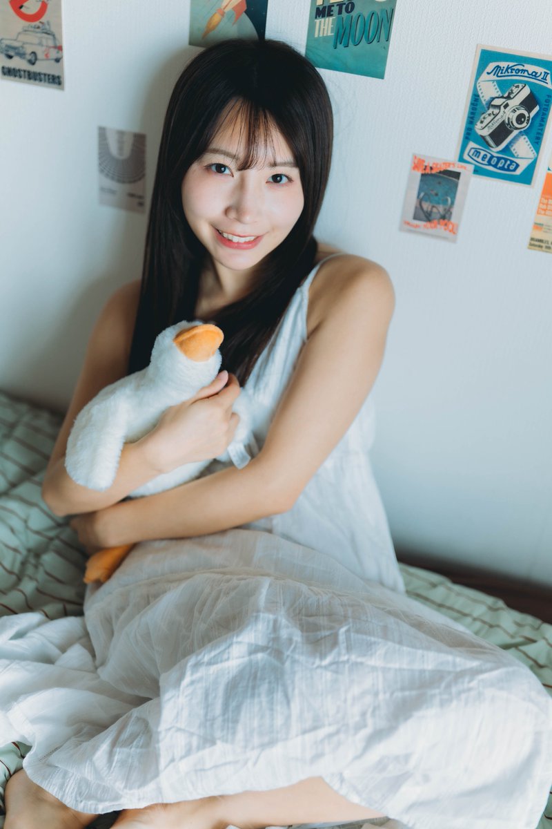 七菜 なな（ななな なな） tweet media