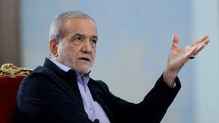 telesurenglish's tweet image. #MiddleEast | President Masoud Pezeshkian said that Iran is ready to continue the path of diplomacy if the U.S. “maximalist” approach stops.
telesurenglish.net/iran-ready-to-…
