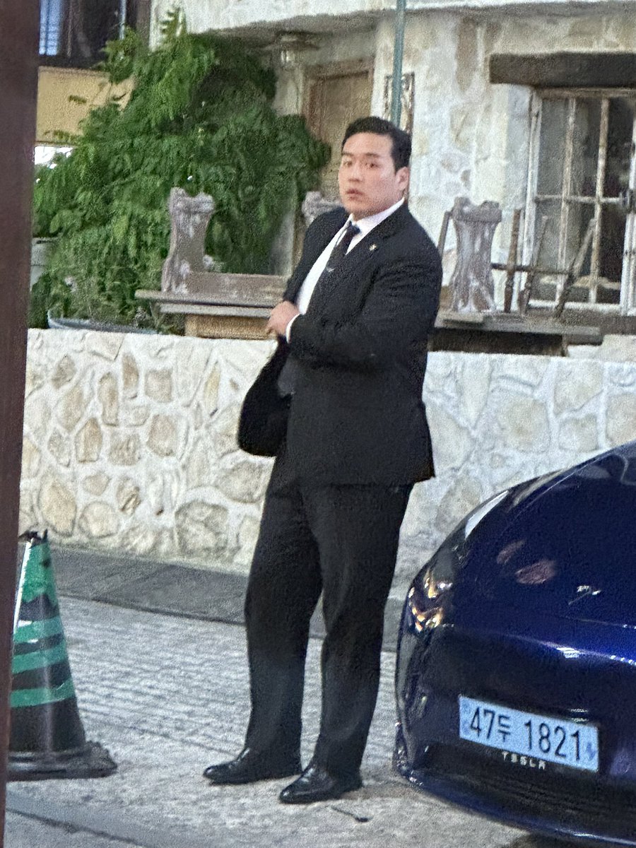 잔지_벤 💜❤️ tweet media