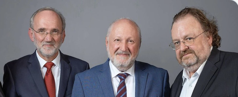 Ulrich Vosgerau tweet media