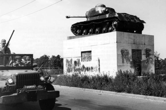 Russian Memorials & Monuments tweet media