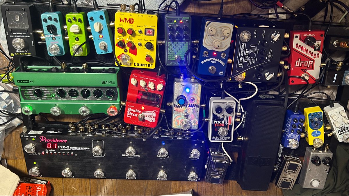 CHUPKO_to_AME's tweet image. 楽しすぎる！！

アンビエント的な音からノイズ的な音までカバー出来とる…

This is fun!!

This covers sounds like ambient and noise…

#エフェクターボード #pedalboard