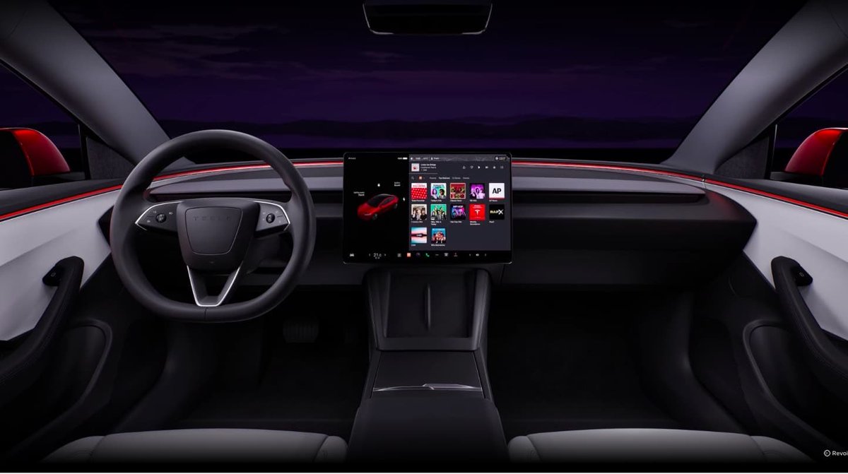 VinceDtmb's tweet photo. @Marshall_Banane @aktien_max Donc, en regardant ces 2 images c’est celle de l’ID Polo que tu préfères ? LE VOLANT AUSSI ? 🫪🫥 https://t.co/tLJEzM9cNk