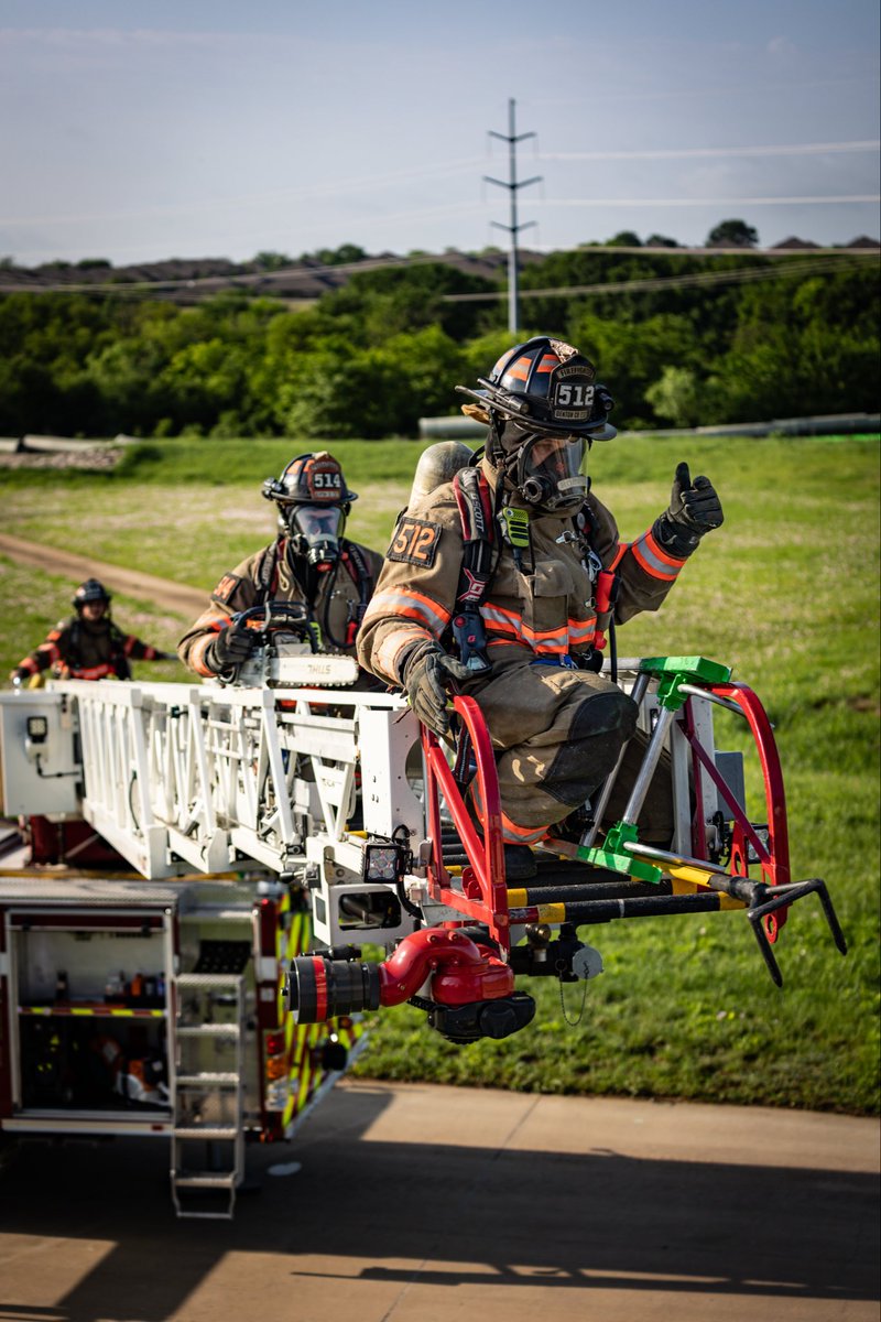 DentonCountyESD's tweet photo. We get to.

We get to do this job.

We get to put in the work that makes a difference when it counts. 

We get to move with purpose in high-risk conditions to give victims the best possible chance.

We get to be ready. https://t.co/RjMOTCcxWJ