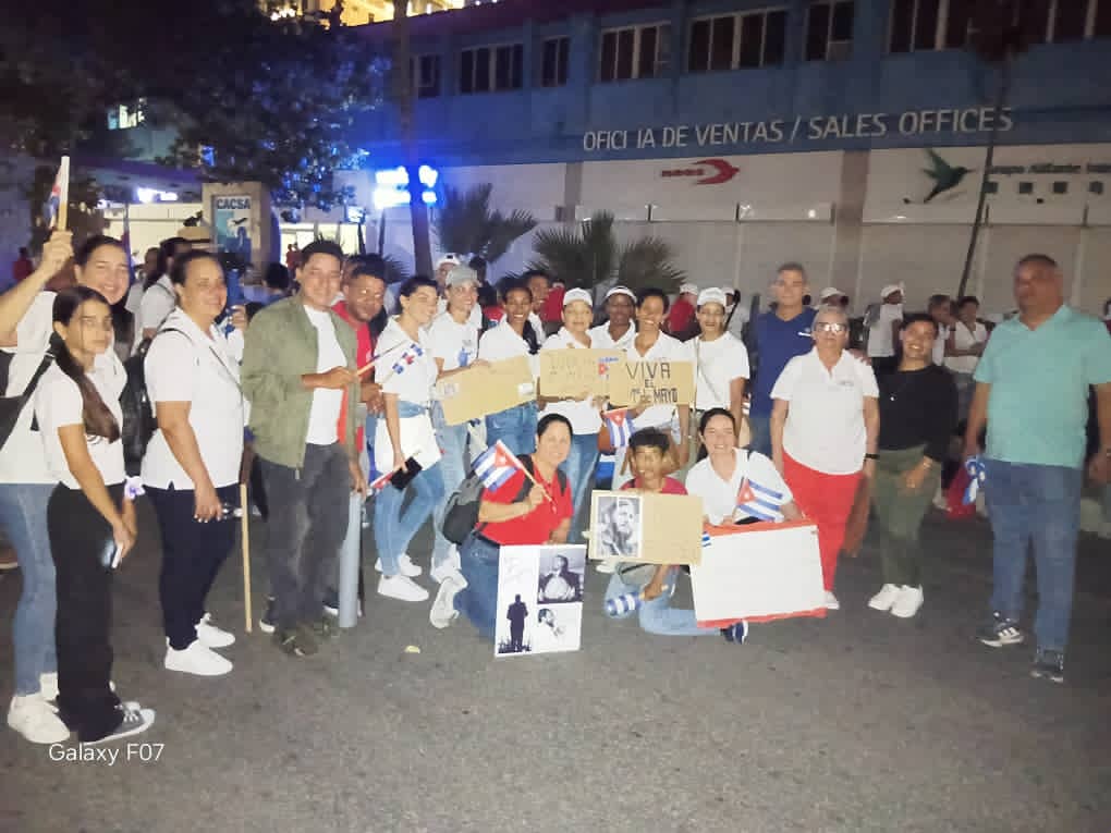 Cuba Ron presente en el Oro de Mayo. 
<a href="/CubaRonSA/">Cuba Ron S.A 🇨🇺</a> 
<a href="/minalcuba/">Ministerio de la Industria Alimentaria de Cuba</a> 
#CubaEstáFirme 
#CubaNoSeRinde