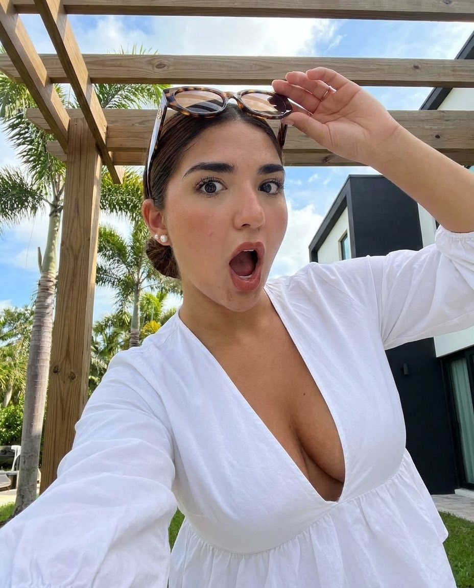 Maya tweet media