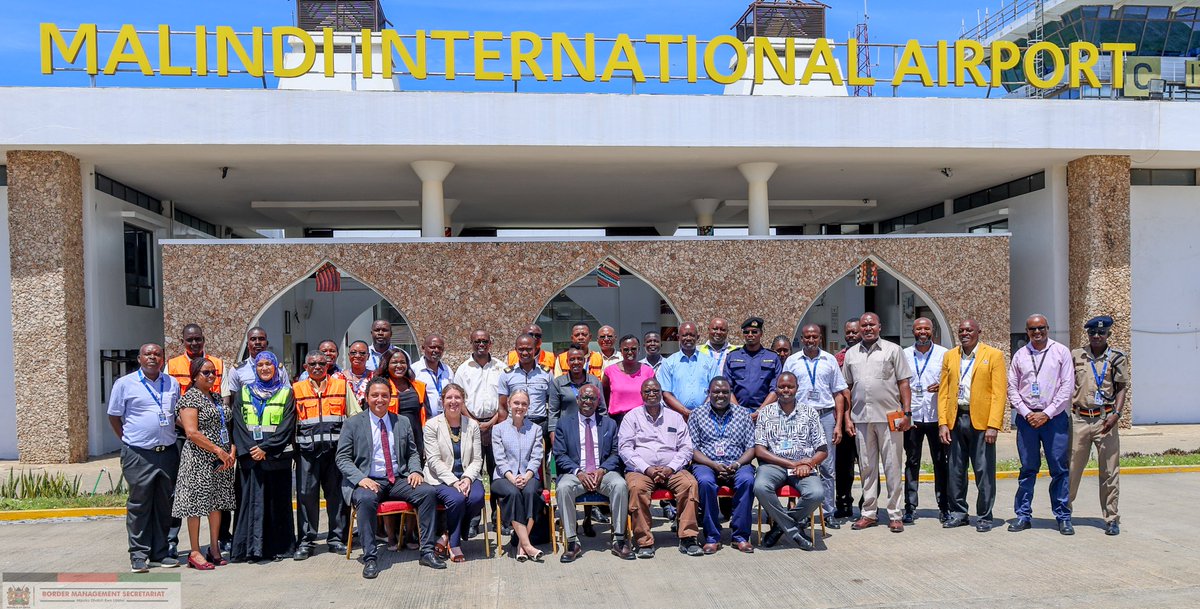 BmsKenya's tweet photo. MD @KenyaAirports Mr.Moses Wekesa launched a Joint Operations Center at Malindi Airport. @UNODCEastAfrica funded the center, which will transform coordinated border management &amp; enhance information sharing &amp; strengthen Kenya's air border security framework
https://t.co/KbzoNqgagv https://t.co/SzacJc9Upm