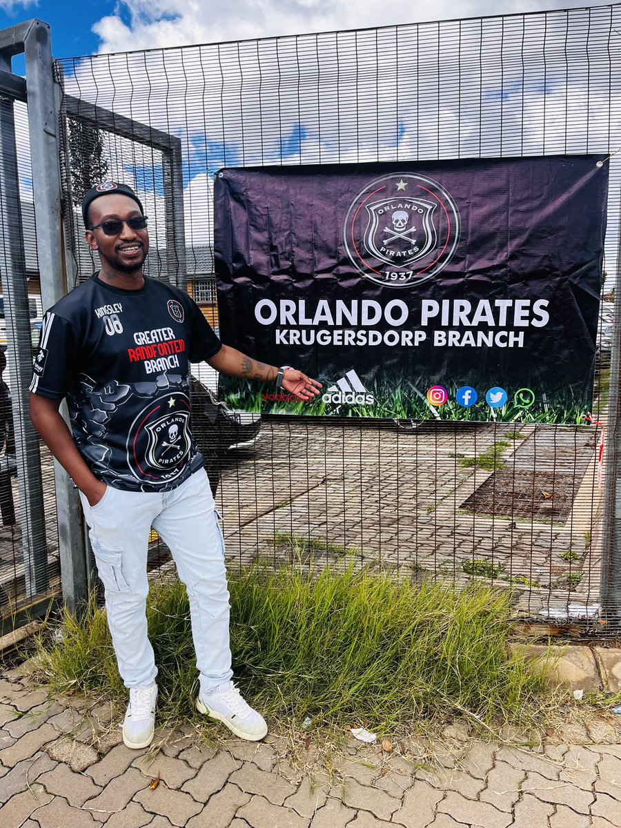 KingsleyMcTladi's tweet photo. Supporting and Celebrating the official Krugersdorp Orlando Pirates Branch Launch… Under the West Rand Region. #OnceAlways ☠️❤️🏴‍☠️ #GPSS https://t.co/Dtb0IoT9ql