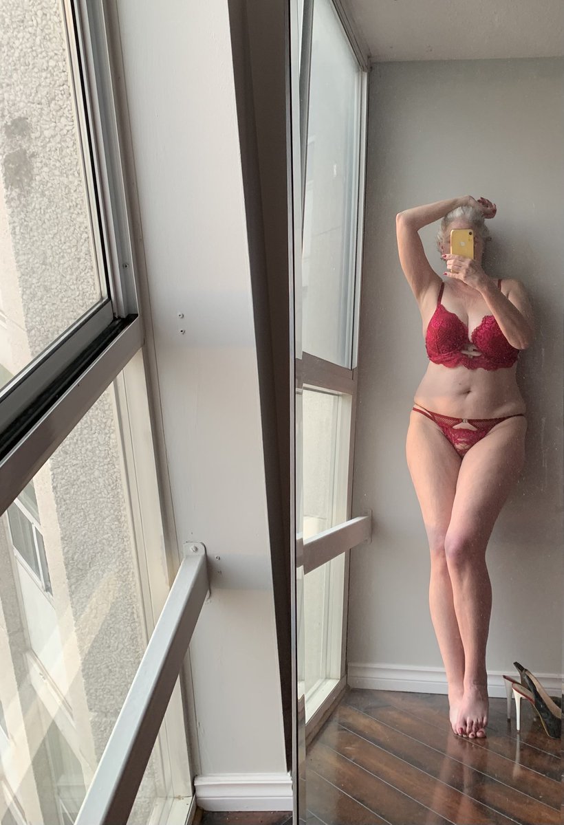 Christina🇨🇦 tweet media