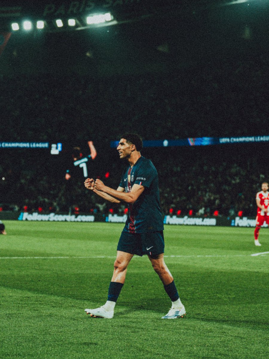 🚨 Luis Enrique 🇪🇸 : « 𝗔𝗩𝗢𝗜𝗥 𝗛𝗔𝗞𝗜𝗠𝗜 🇲🇦, 𝗖’𝗘𝗦𝗧 𝗖𝗢𝗠𝗠𝗘 𝗔𝗩𝗢𝗜𝗥 𝟯 𝗝𝗢𝗨𝗘𝗨𝗥𝗦. »

(CP)