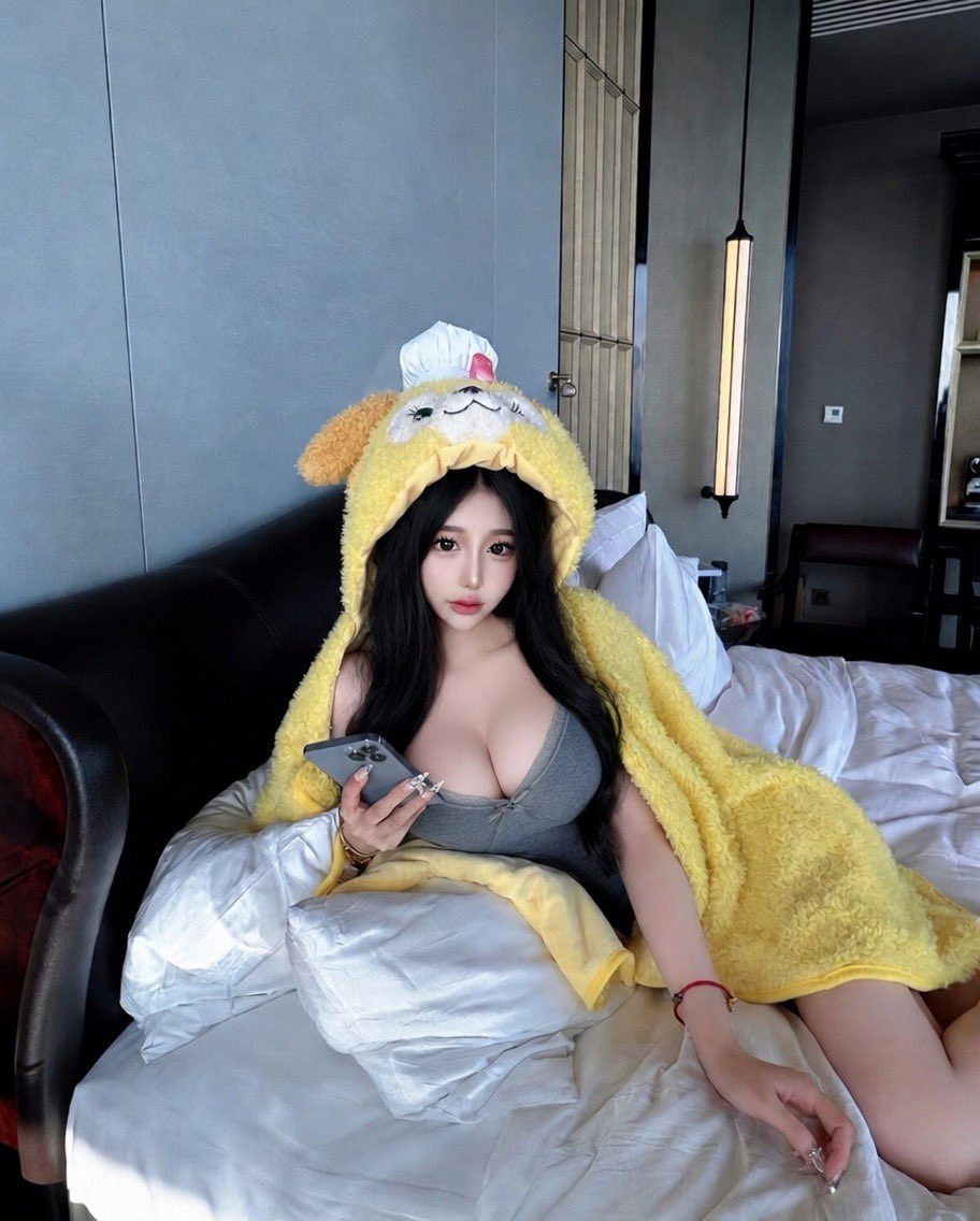 Yvonne tweet media