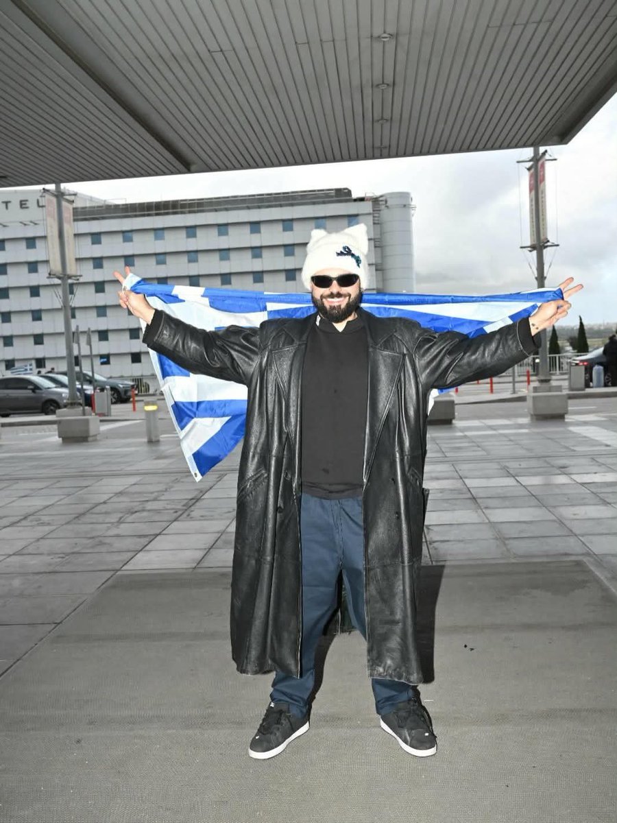 Καλή επιτυχία Ακυλακο, κλείσε τα αφτιά του στα κακά σχόλια και απόλαυσε το όπως κανείς 2 μήνες τώρα
. Ό,τι και να γίνει εσένα επέλεξε το κοινό να μας εκπροσωπήσεις.🩵🤍
#eurovisiongr