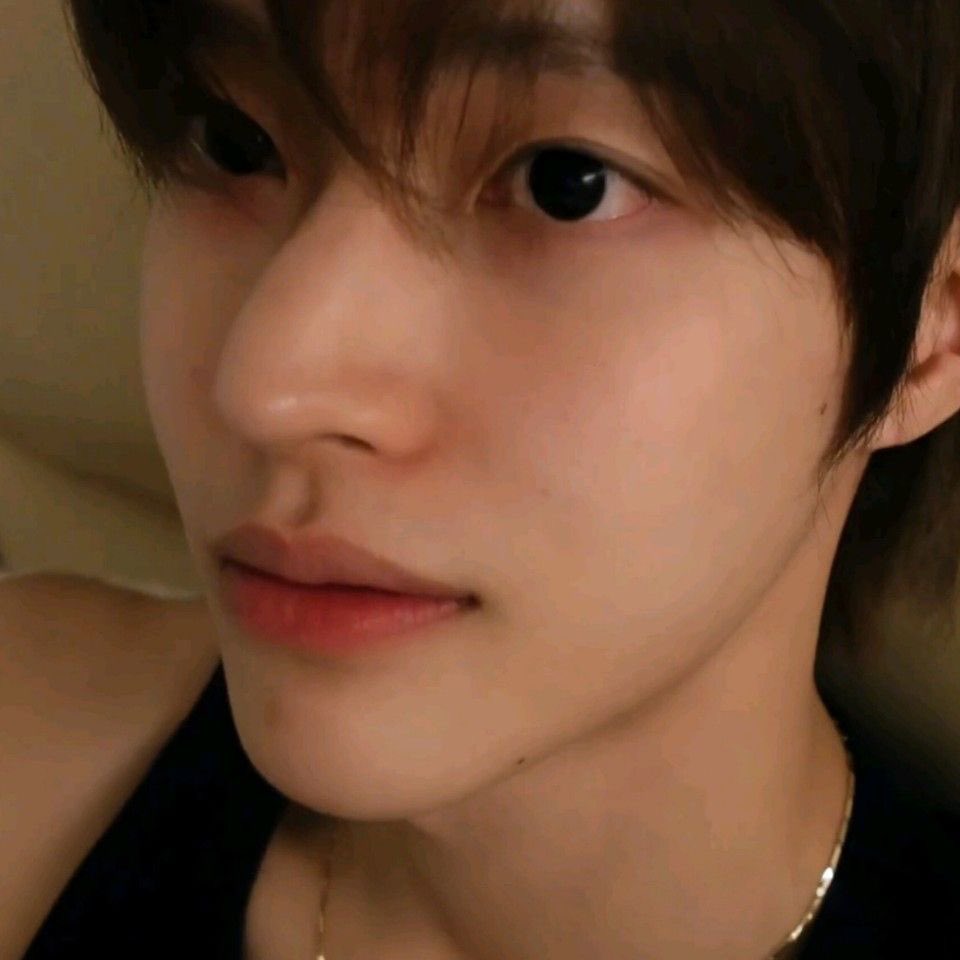 포코 tweet media