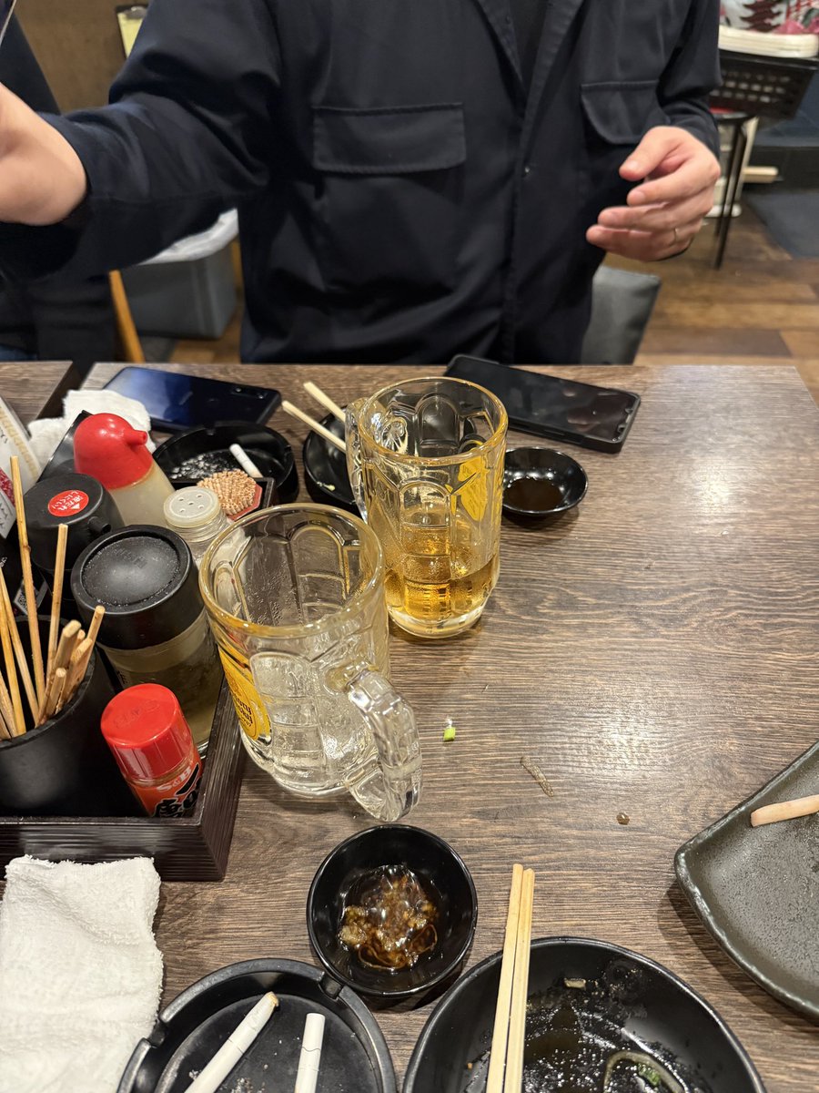 こへ tweet media
