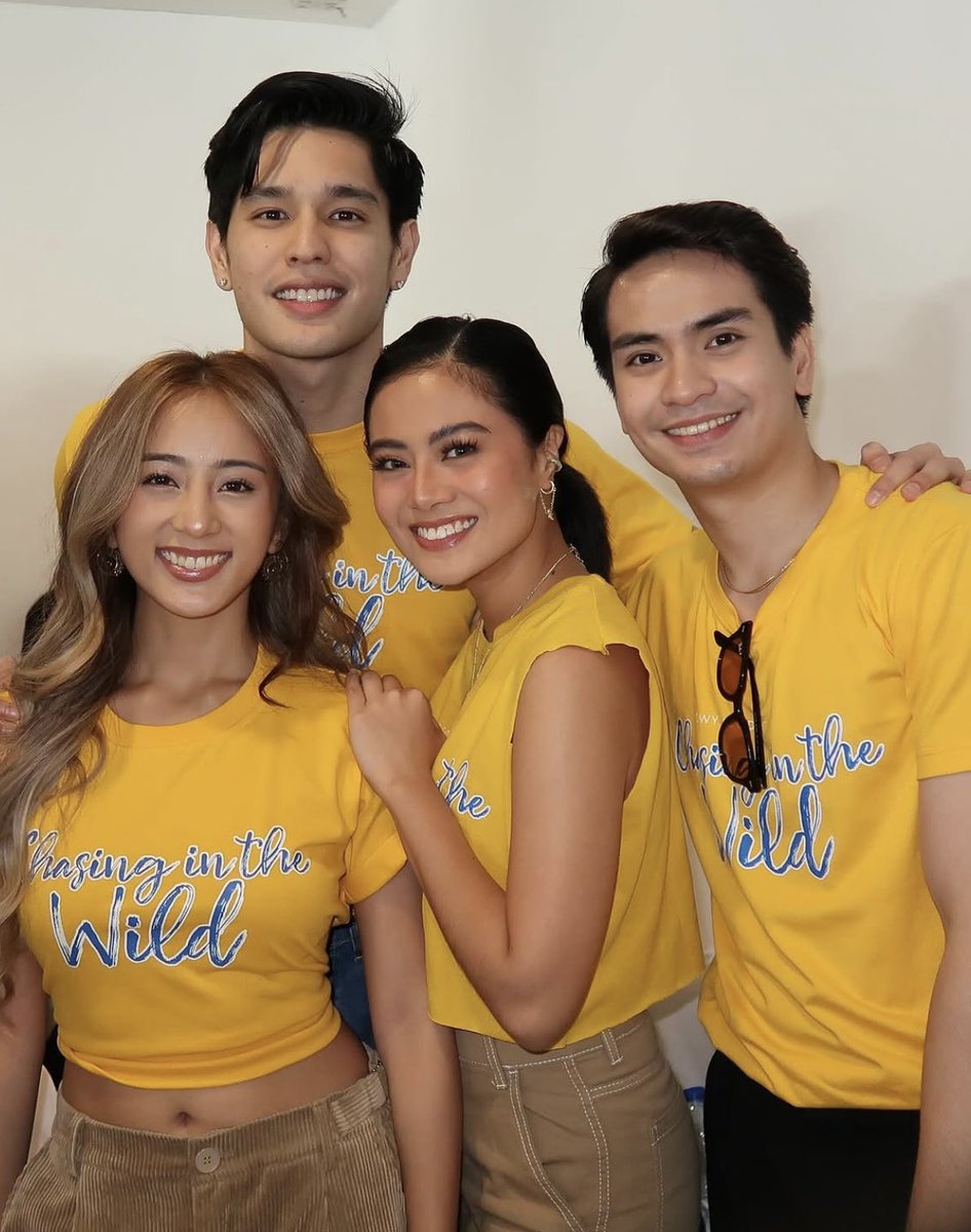 abycadoo's tweet photo. i jst know a tiktok live w hya, gab, nicole, and jai would heal me when oye starts 🥹 PLSSSSS https://t.co/dKdfGC7KeY
