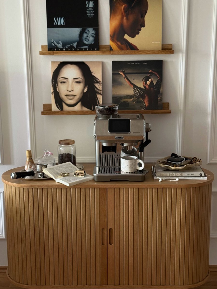 interiorstellar tweet media