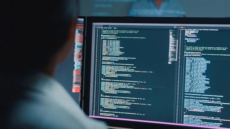 AviPhilipson's tweet image. Insurance companies are investing heavily in #AI, yet most initiatives remain stuck in pilot phases as firms struggle to link spending to measurable ROI. Workflow integration and strategy are emerging as the key barriers to scale. #InsuranceIndustry 

ciodive.com/news/insurance…