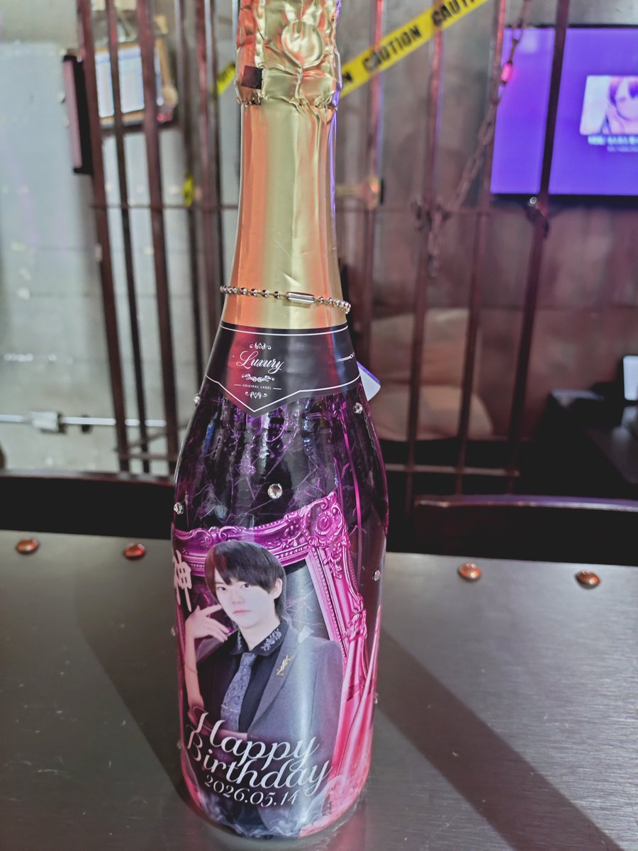 ジン tweet media