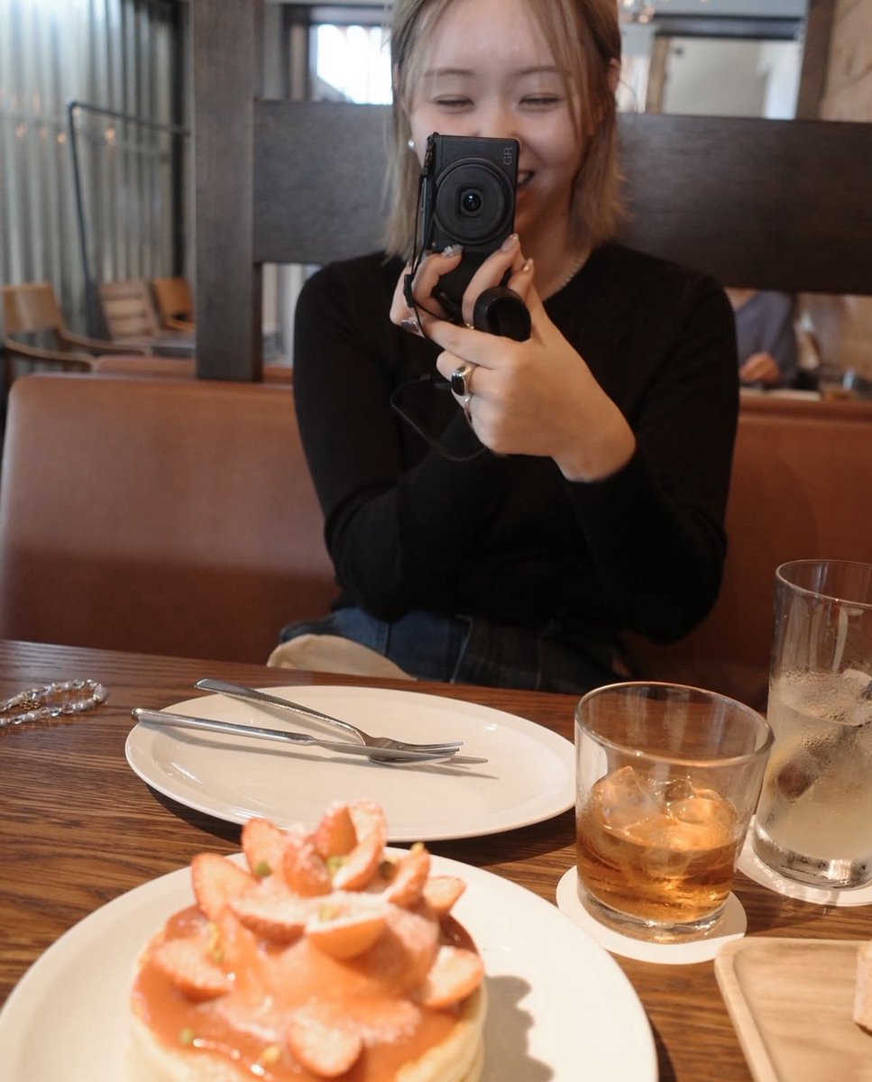 yukimisa716's tweet photo. うのもぐ③
宇野ちゃんとまなみんが行ってたIVY PLACEに2回目の訪問☕️
ひとりで食べれるかなっていいつつぺろりといきました😂🥞🍓
#うのもぐ
#宇野実彩子
#江野沢愛美
#IVYPLACE
@uno_uno_0716
@manami_enosawa https://t.co/E0vpYjTH7j