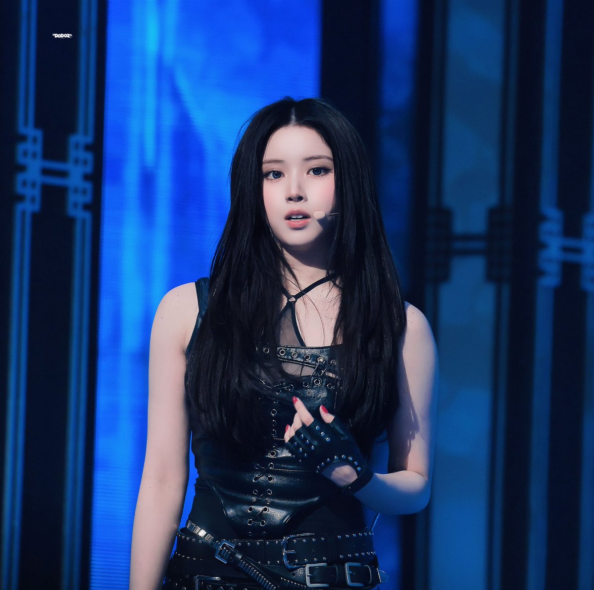DODOZ_jwbe's tweet photo. 251231 지우

😳😳

 #JIWOO #지우 
#NMIXX #엔믹스 https://t.co/9BCoNLFuln