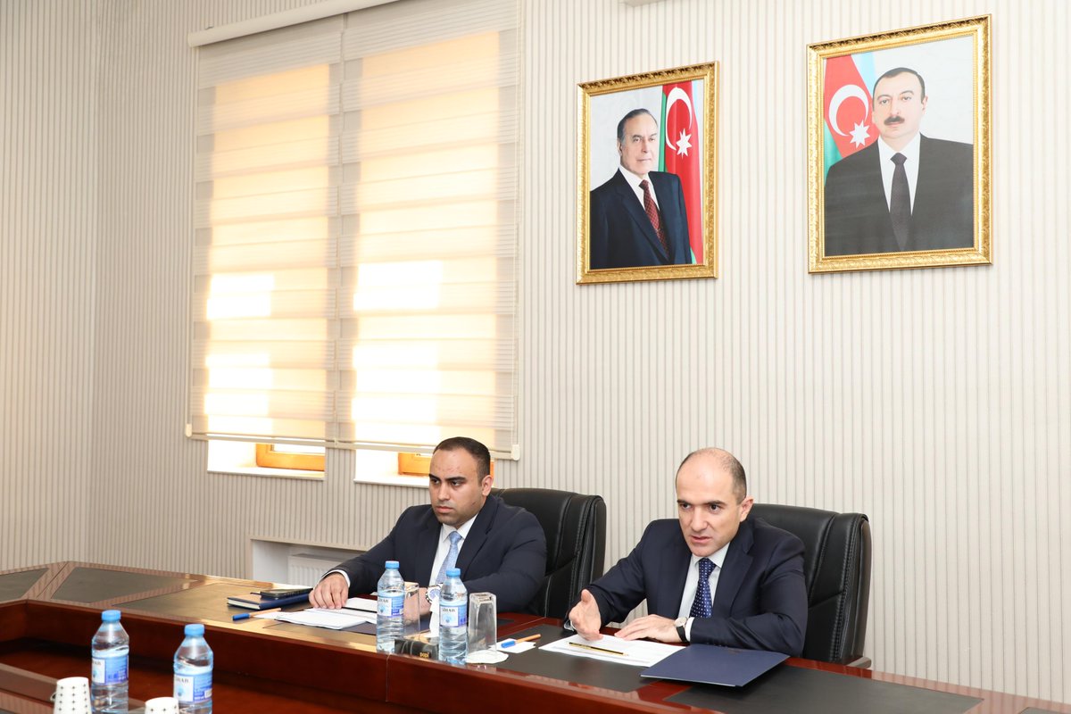 sosial_gov_az's tweet image. Nazirliyin Aparatının rəhbəri Fuad Musayev 📍 Ağcabədi rayonunda sakinləri qəbul edib.

✅ Vətəndaşların Nazirliyin səlahiyyət dairəsinə aid müraciətləri cavablandırılıb və müvafiq məsələlərin həlli ilə əlaqədar tədbirlər görülüb.

➡️ sosial.gov.az/az/media/xeber…

#ƏƏSMN