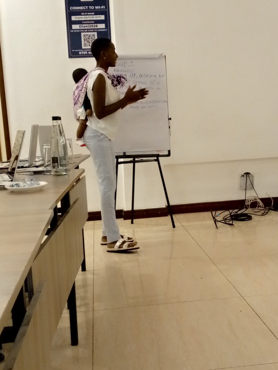 GladysMwer45978's tweet photo. No matter what GBV must stop..are you aware that teenage pregnancy is GBV.
Never entertain perpetrators:,speak , report and action be taken.
#yach kwale
#unfpapanel https://t.co/vmdC26Zxlj