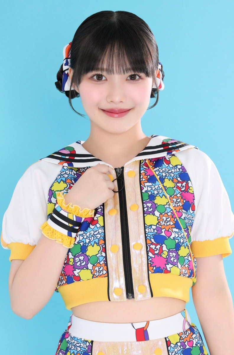 虹のコンキスタドール 的場華鈴 等身大タペストリー② Post by 的場 華鈴@虹のコンキスタドール on X: おはよう！