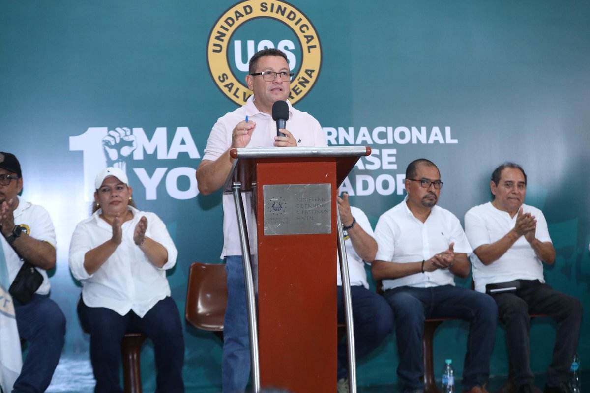 ElJornal_SV's tweet image. Noticias | El Salvador está a un paso de salir de la lista corta de la #OIT, destaca el ministro @RolandoCastroSv, quien atribuye el avance al fortalecimiento del diálogo tripartito y acciones en favor de los trabajadores.