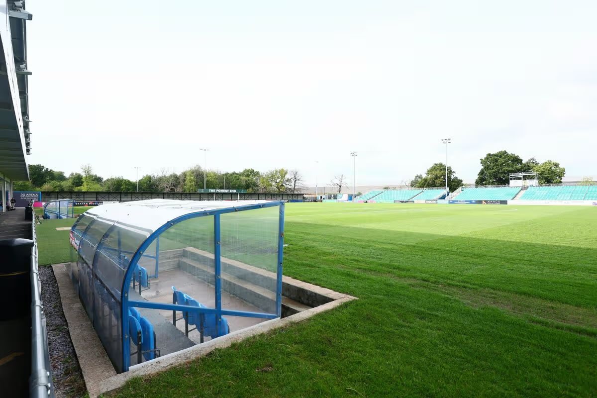 SolihullUpdates's tweet image. Thousands of festival-goers will enjoy a drink on #Solihull Moors’ pitch this weekend after a recent licence issue was resolved - and the organiser says tickets are still available for the first ‘Moors Tribute Festival’ this Sunday. birminghammail.co.uk/news/midlands-…