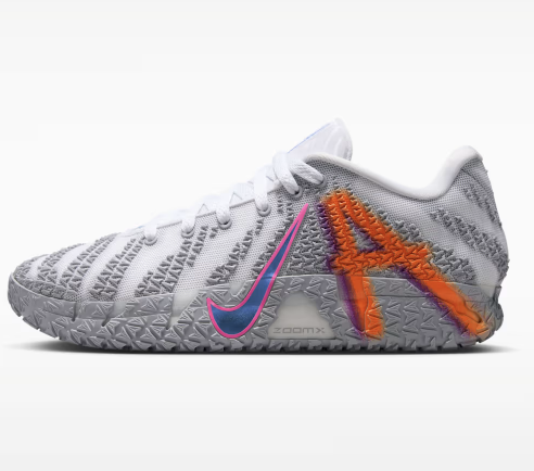 SNKR_TWITR tweet media