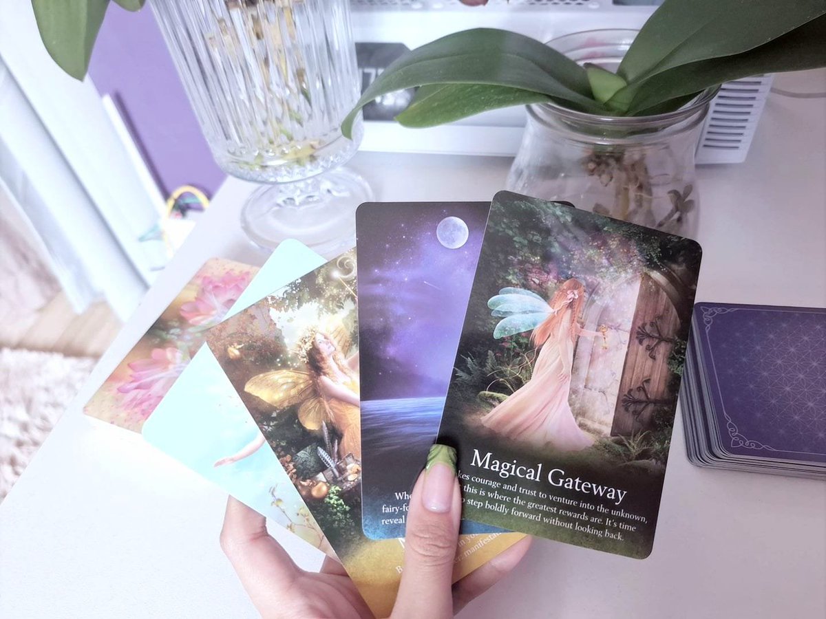 yuna ✿ tarot tweet media