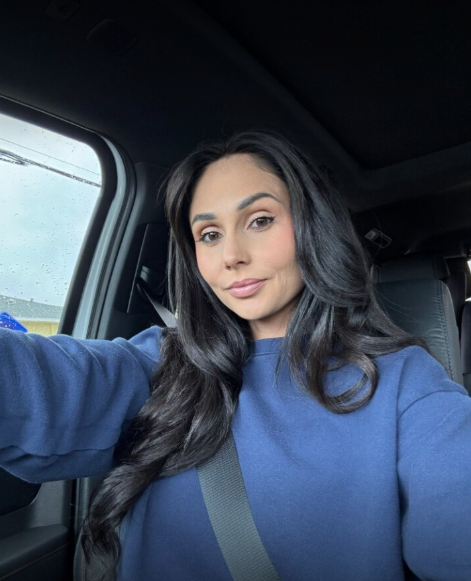 Ariana Marie tweet media