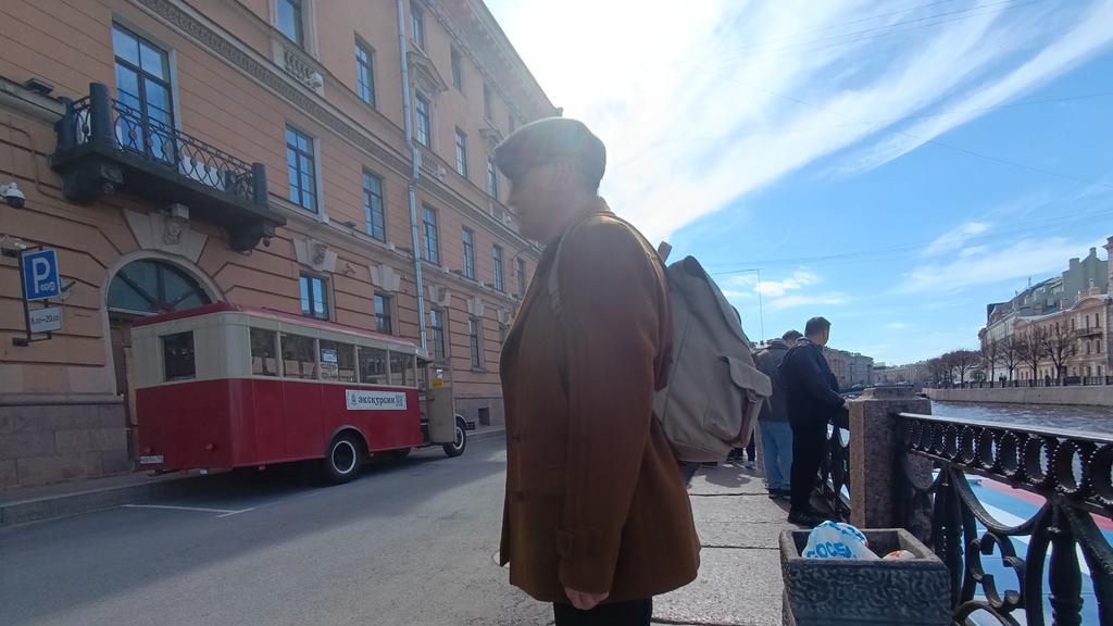 Maximruslan's tweet photo. На маёвку. https://t.co/GoBk1DW7Km
