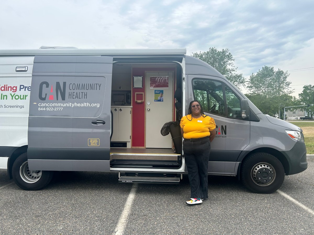 CANCommHealth's tweet image. Come as you are to our mobile medical unit!🚐📍 May 2, 11am-2pm at 3516 Winchester Dr, Portsmouth, VA. Rapid HIV &amp;amp; Hep C screening?✅ HIV prevention/treatment linkage?✅ On-site pharmacy info?✅ #ComeAsYouAre #PortsmouthVA #Outreach #PublicHealth #CANnorfolk