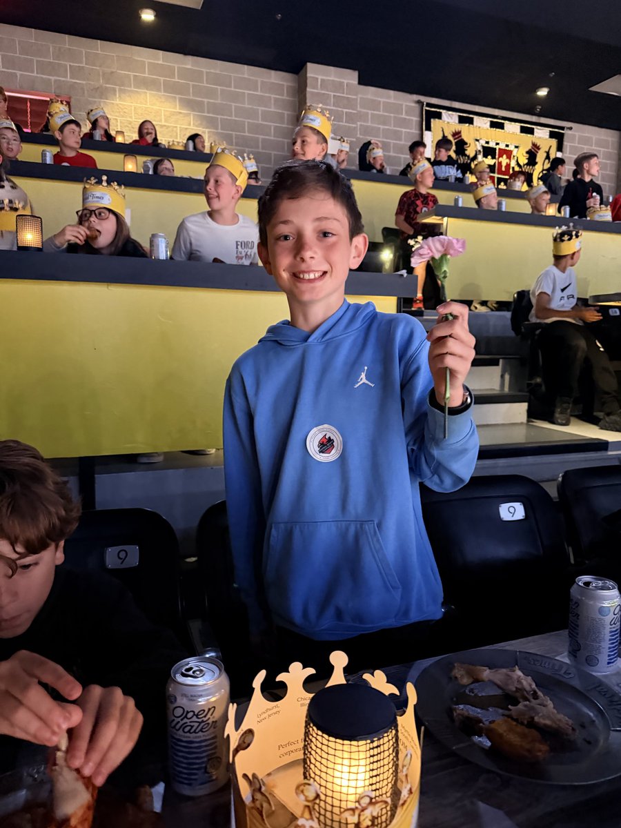 HaileyHartford's tweet photo. Medieval Times was SO much fun! 🐎 #sd113a #centralcards https://t.co/uUpGdmby7f