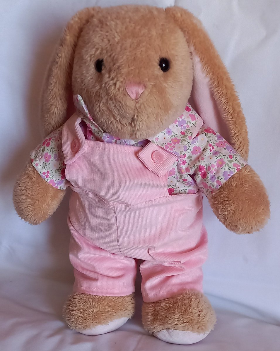 JansCrafts's tweet photo. Going to be at Hayes Village Hall, BR2 7LE, on Saturday 2nd May from 10am to 3.30pm selling doll &amp; teddy clothes. If you have a doll or bear that needs clothes, they are welcome to come along and try before they buy. https://t.co/QOIKFkARyF