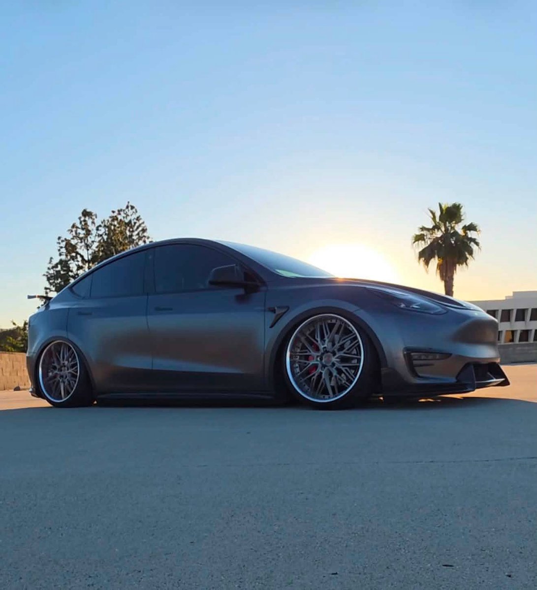 TeslaClubSoCal's tweet photo. EV FEST Car Show! 
CONFIRMED: @islandertesla

#evfest #socalevs #teslaclubsocal #fthepump https://t.co/MqLK07e0d2