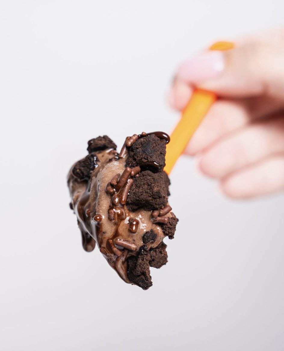 Orange Leaf Frozen Yogurt tweet media