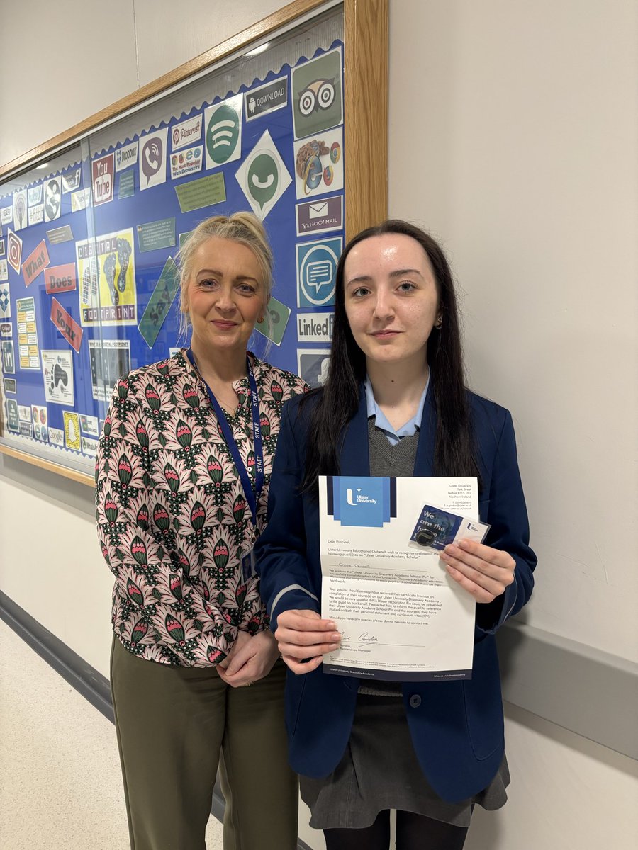 AcademyStrabane's tweet image. We are incredibly proud of Year 13 pupil Chloe on her fantastic achievement! 👏

Chloe has successfully completed the University of Ulster Outreach Programme and has been awarded the UU Discovery Academy Scholar Silver Pin! 

Well done, Chloe! 💙

#ASPIRE