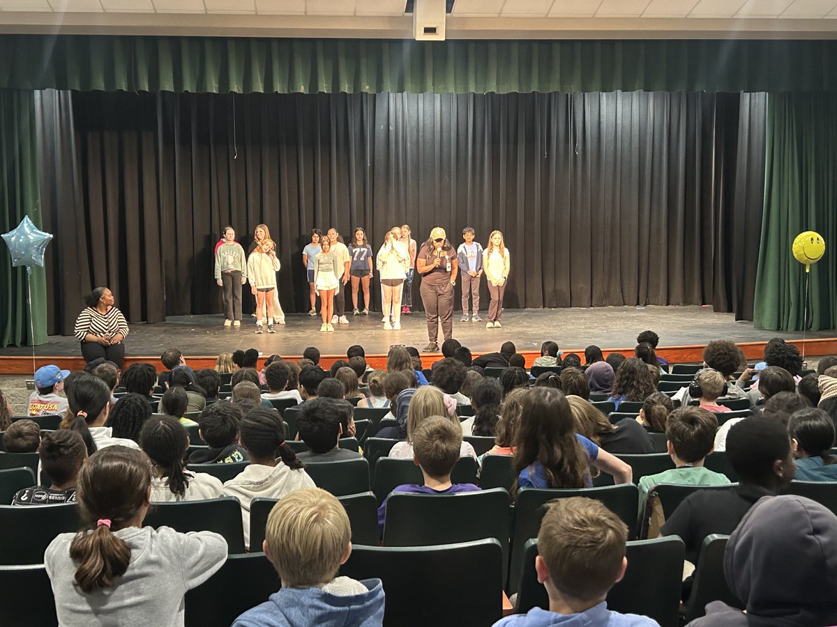 Smith Middle School tweet media
