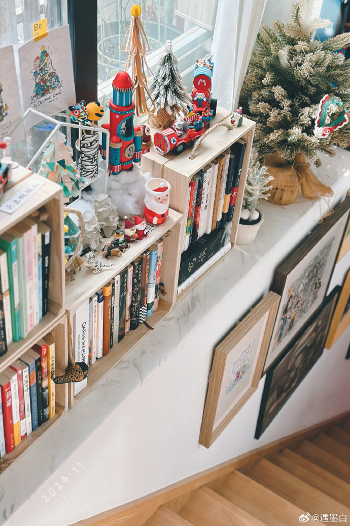 iyzamsss's tweet image. "Sorting old items: Donate what’s useful, upcycle what’s charming, recycle what’s left. Small acts, big smiles for your space (and the planet)!  #DeclutterWithPurpose"