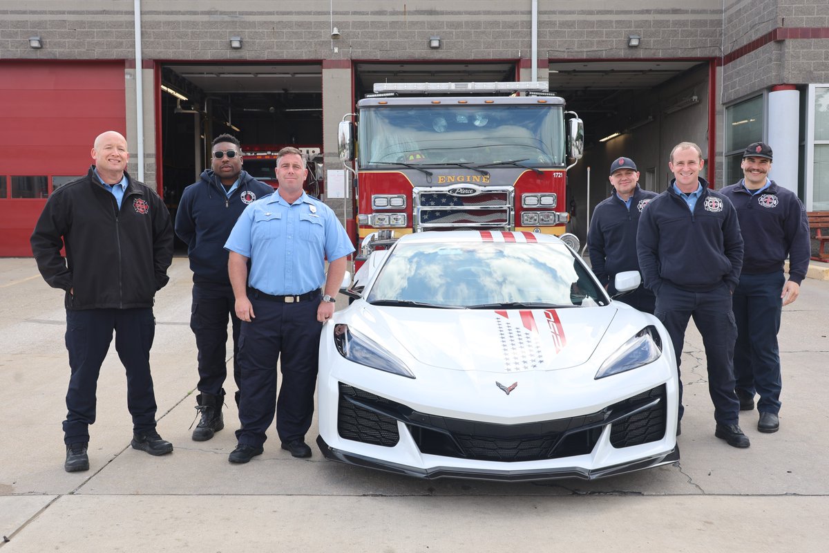 IFD_NEWS's tweet image. #IFD Station 19 got a special visit from Indianapolis Motor Speedway VP of Marketing Michael Kaltenmark and staff to present the IFD Asst. Chief Mike White with a commemorative 2026 Milk Bottle as we kick off the month of May.  Thanks for stopping by! #UnitedWeRace #Indy #Indy500