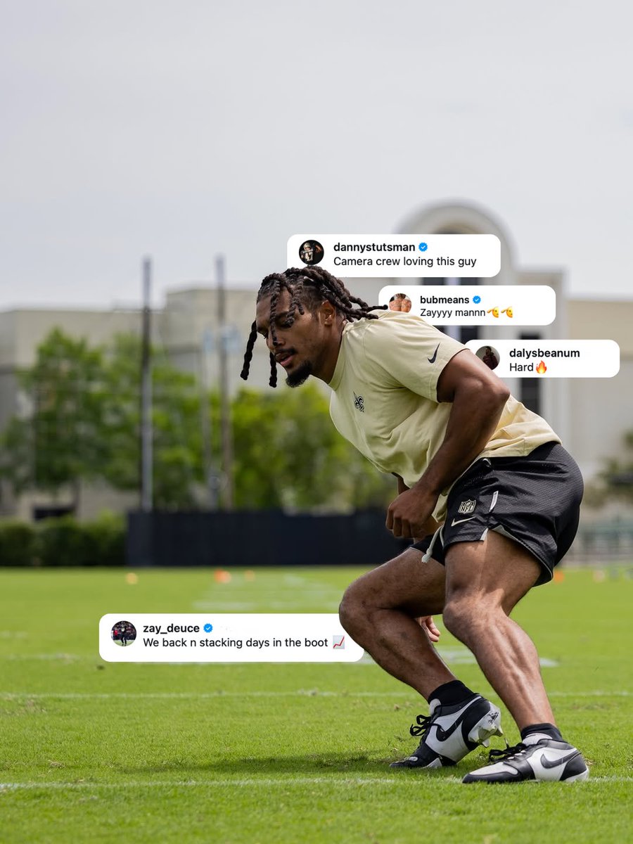 Saints's tweet image. Busy on the job 

#Saints | @BarefootWine