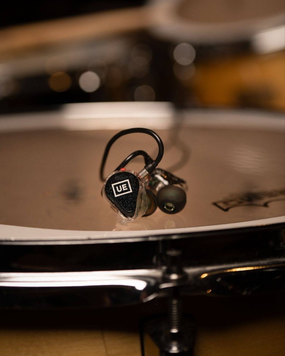 Ultimate Ears Pro tweet media