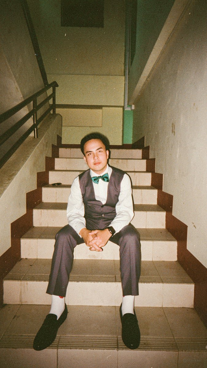 “Somewhere between classy and dangerous.”

#Ilonggo
#Bacolod 
#Iloilo 
#Single