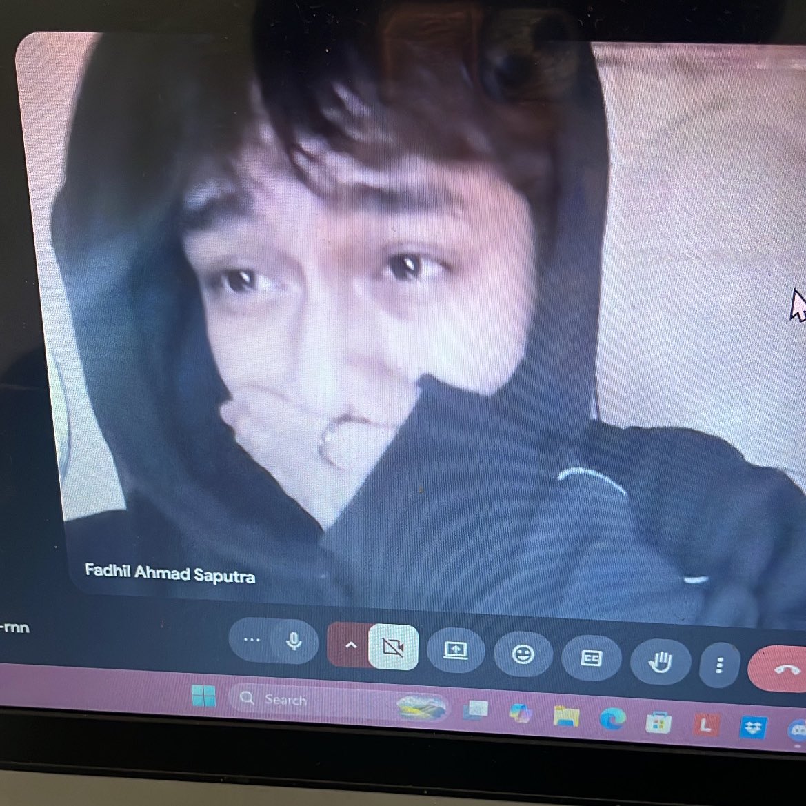 appreciate post for my boyfwend 🫂

thank u for all the things that u do 🫂 even when things feel too much, i trust u. u’ll get through this, in ur own way. and im here, always <3 i hope the world can be kinder to u ☹️🤍