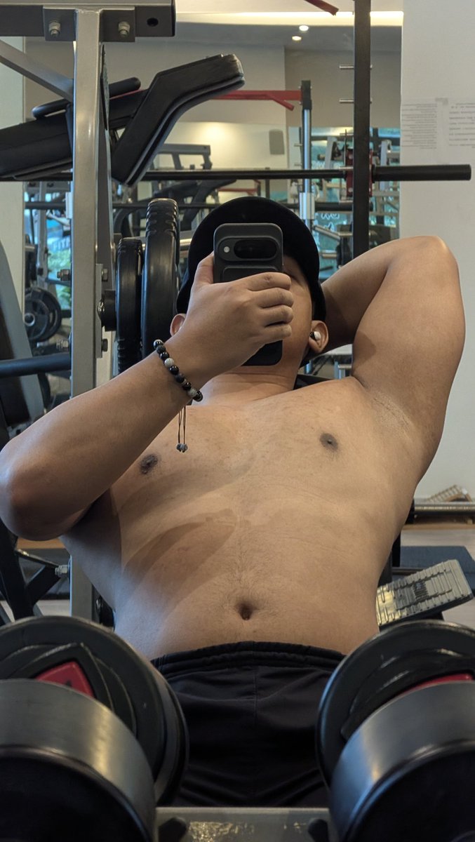 Short King tweet media