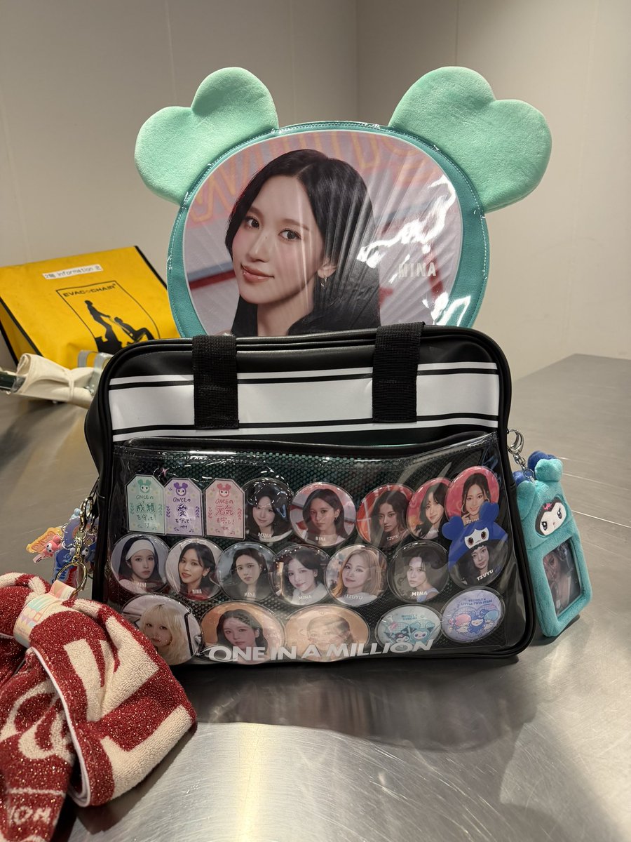uqmncK5zOAO2ySE's tweet photo. 国立最終日もほんとに楽しかった💕
いい思い出をありがとう😊

#TWICE国立最終日
#TWICE #THISISFOR
#TWICE_THISISFOR_WORLD_TOUR https://t.co/90PKNfXudR