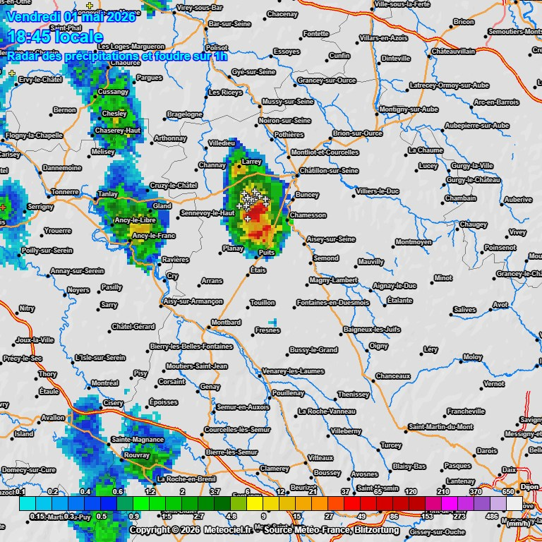OrMeteo's tweet image. [ 🟡​ #DIRECT - 18H50 ] Un premier #orage s'est déclenché près du Châtillon-sur-Seine ce soir, accompagné essentiellement de fortes pluies passagères.
Il se dirige vers le nord en direction de Larrey puis de l'Aube.