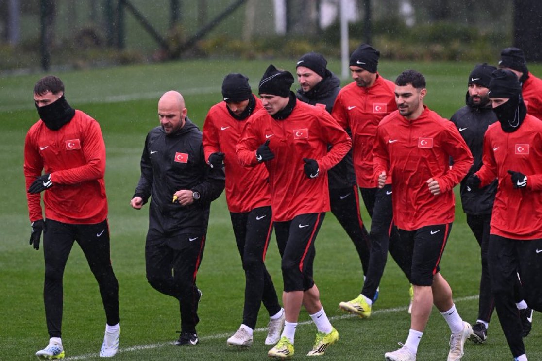 Joueurs Turcs🇹🇷 tweet media